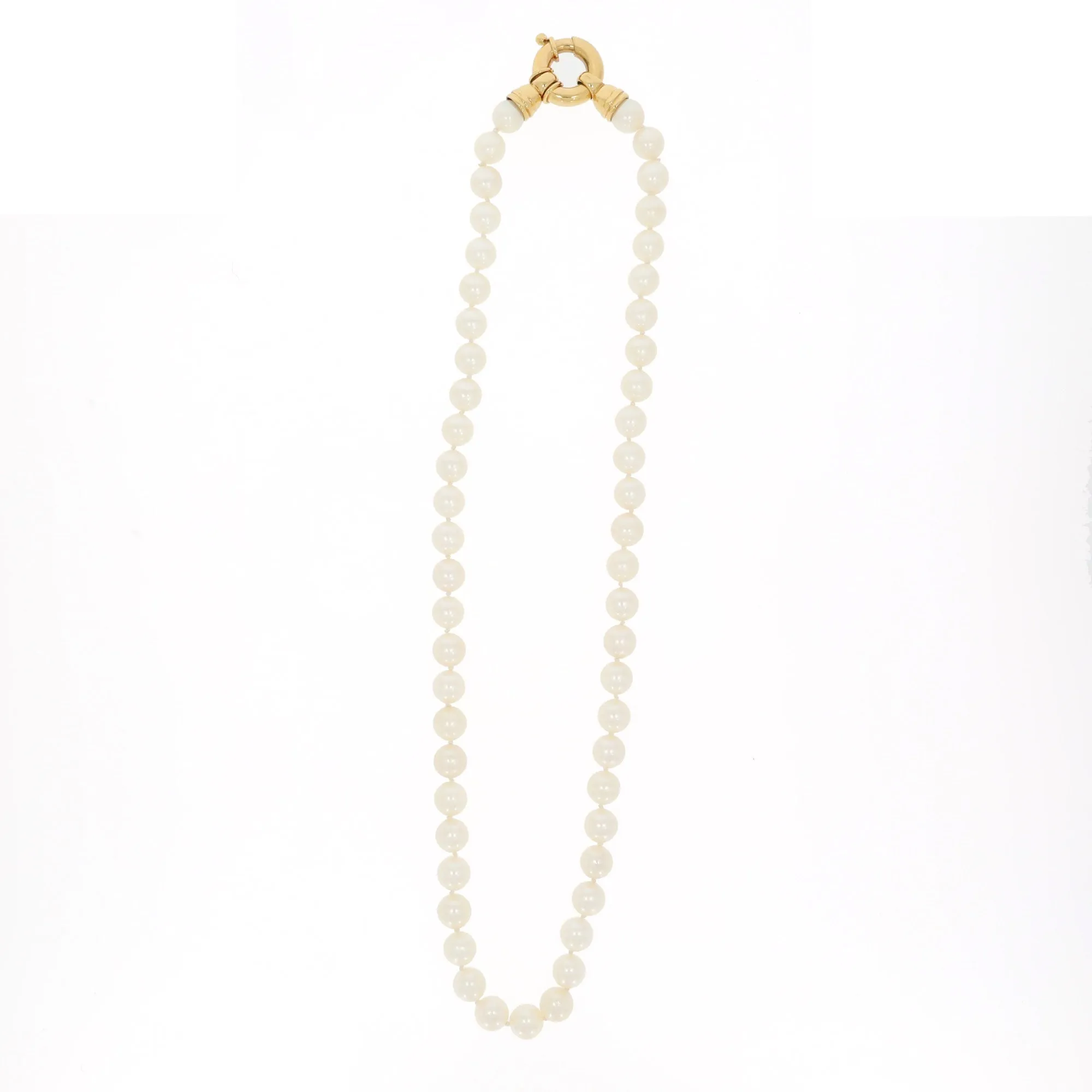 1 row necklace of white cultured pearls with 750 gold clasp