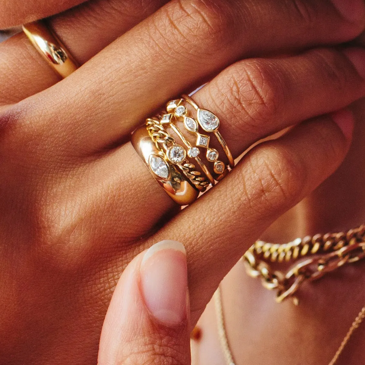 14k Princess & Round Diamond Thin Band Ring