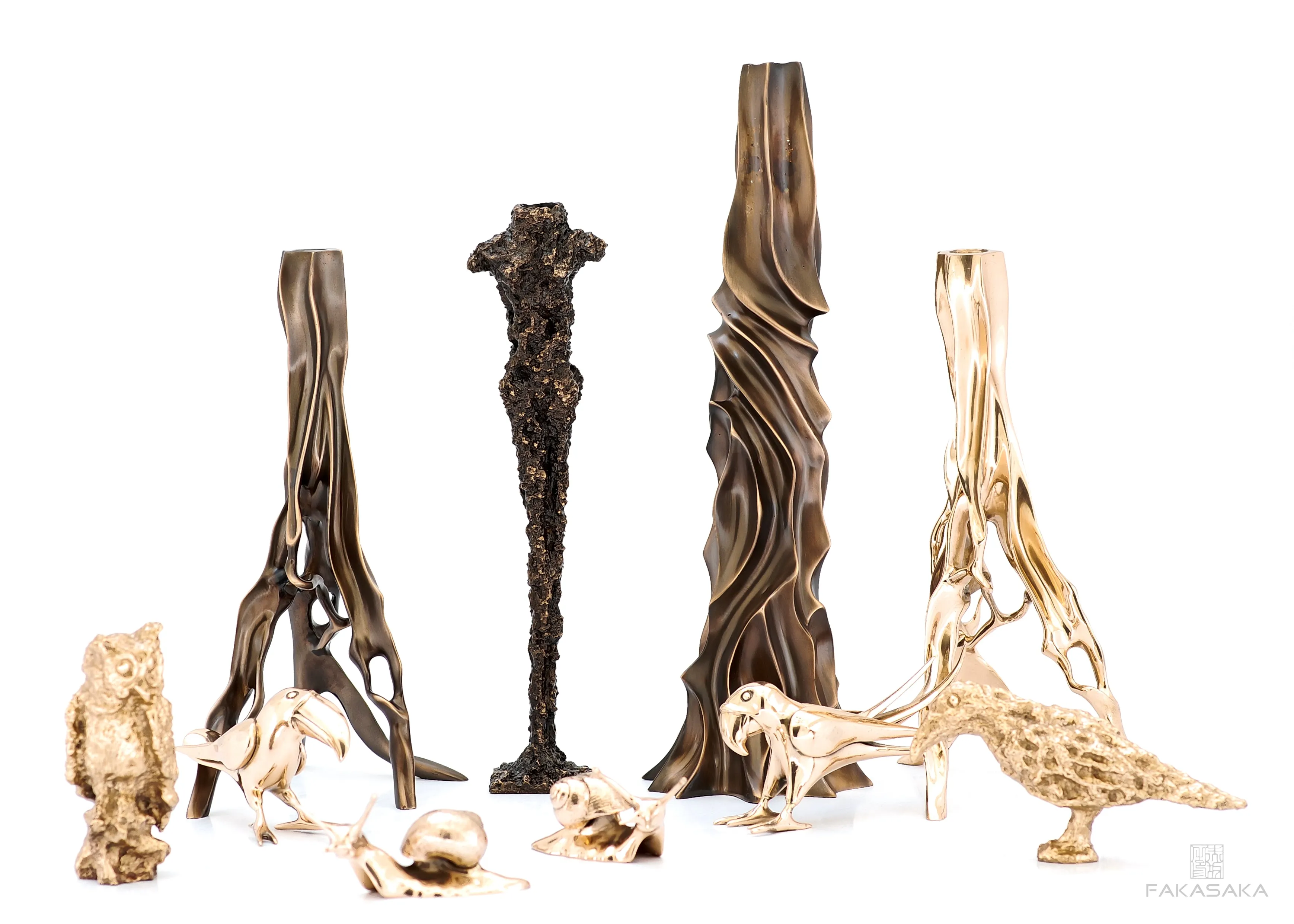 ALEXIA<br><br>CANDLE HOLDER<br><br>BLACKBROWN BRONZE