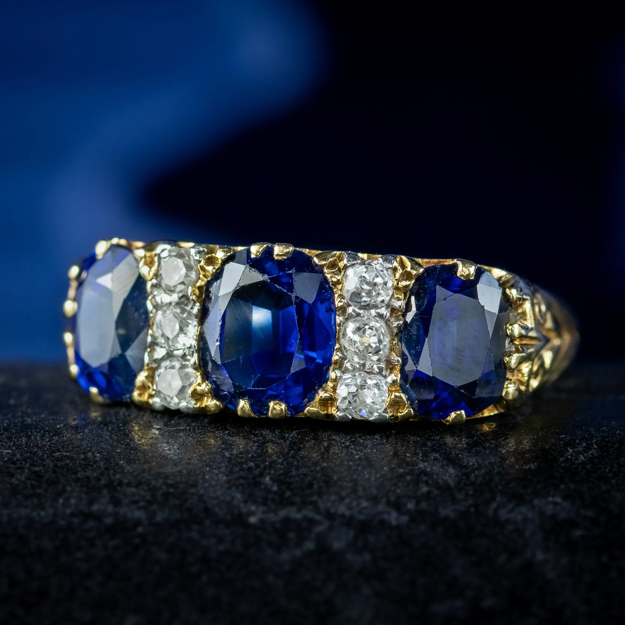Antique Edwardian Sapphire Diamond and Gold Ring 2.7ct Sapphire With Cert