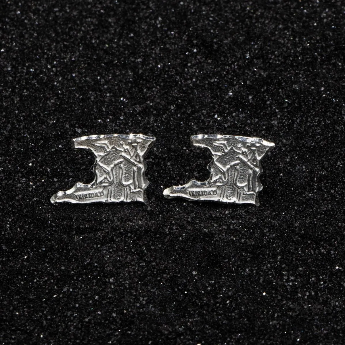 Caribbijou Large Trinidad Map Stopper Stud Earring