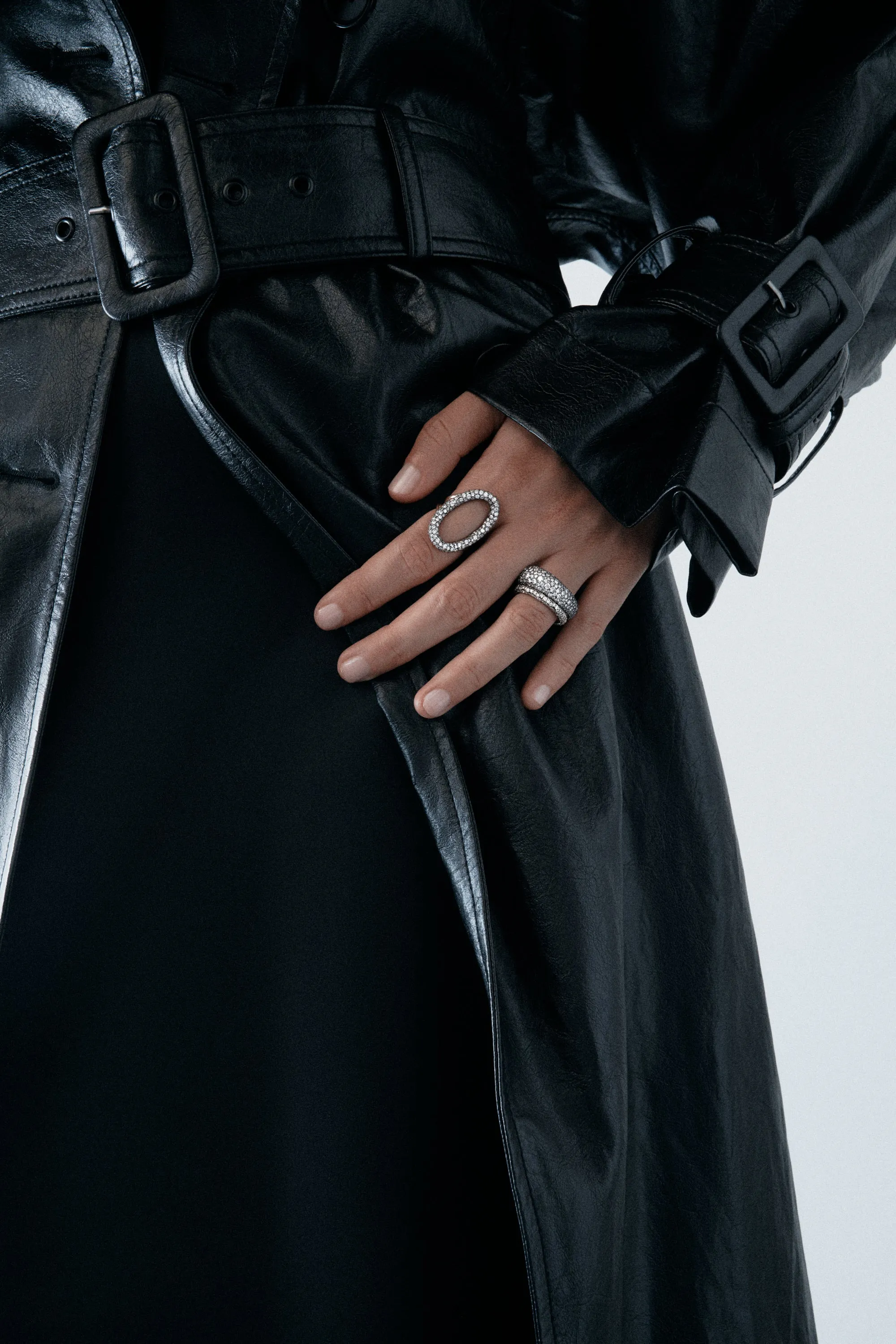 Gallery Portrait Ring