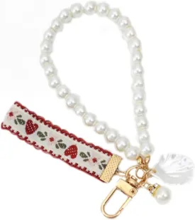 Red Cute Women's Imitation Pearl Chain Key Chain Girl Heart Strawberry Lace Ribbon Car Pearl Key Ring Charm Pendant Bag Hanging Keychains Accessories