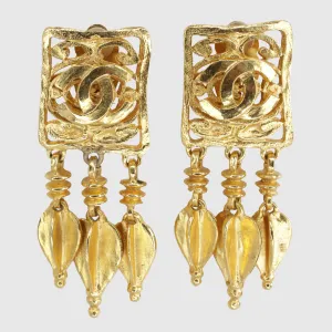Vintage Gold CC Square Fringe Drop Clip-On Earrings